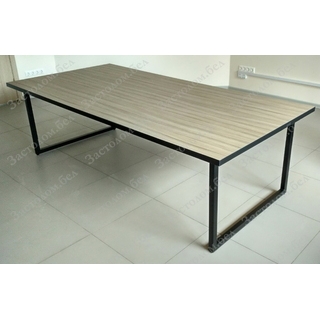 Стол для переговоров из массива дуба, постформинга, или ЛДСП на цельном или разборном подстолье серии "О" с выбором цвета ножек и столешницы